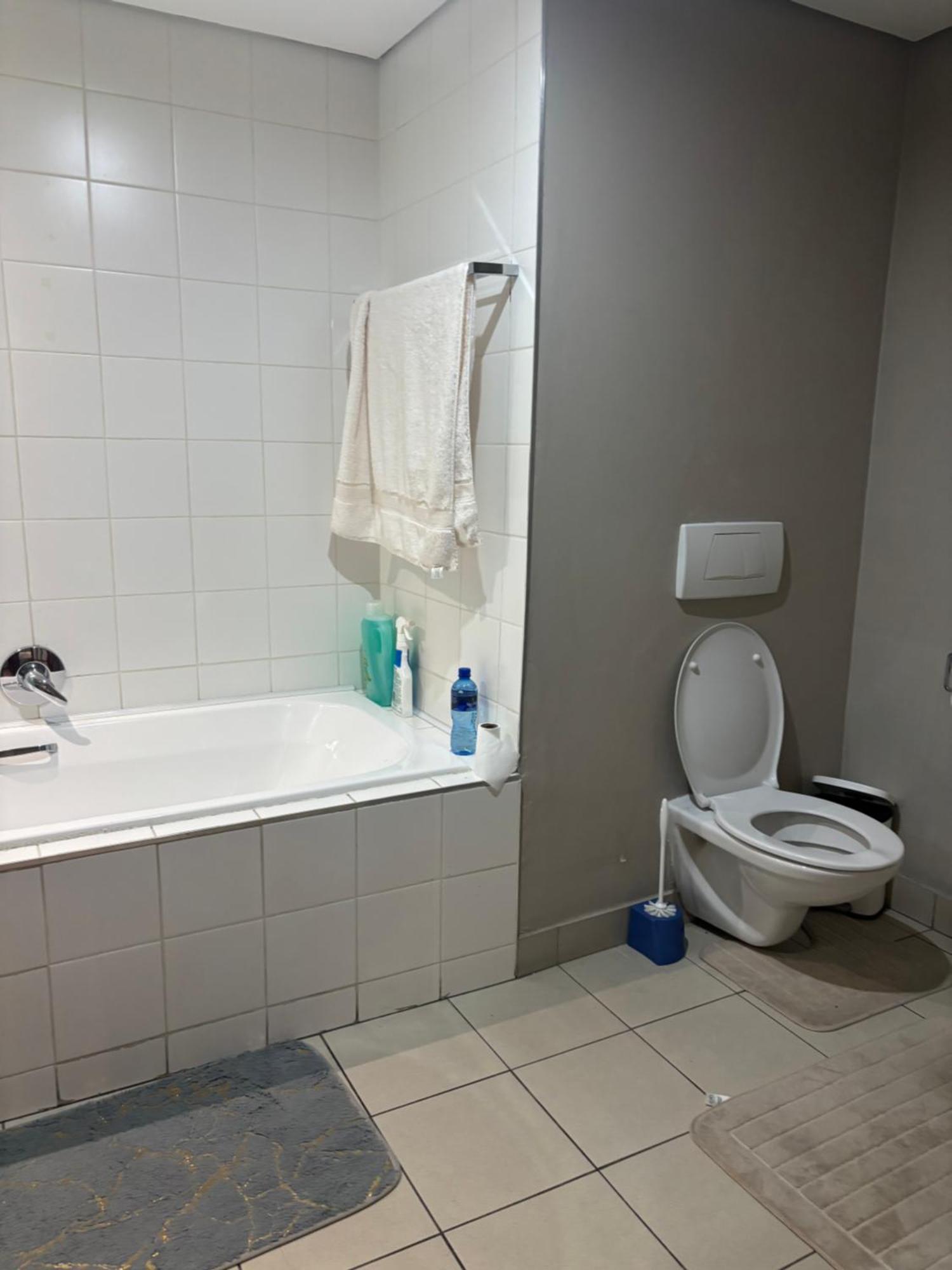 Circa On Square Apartment