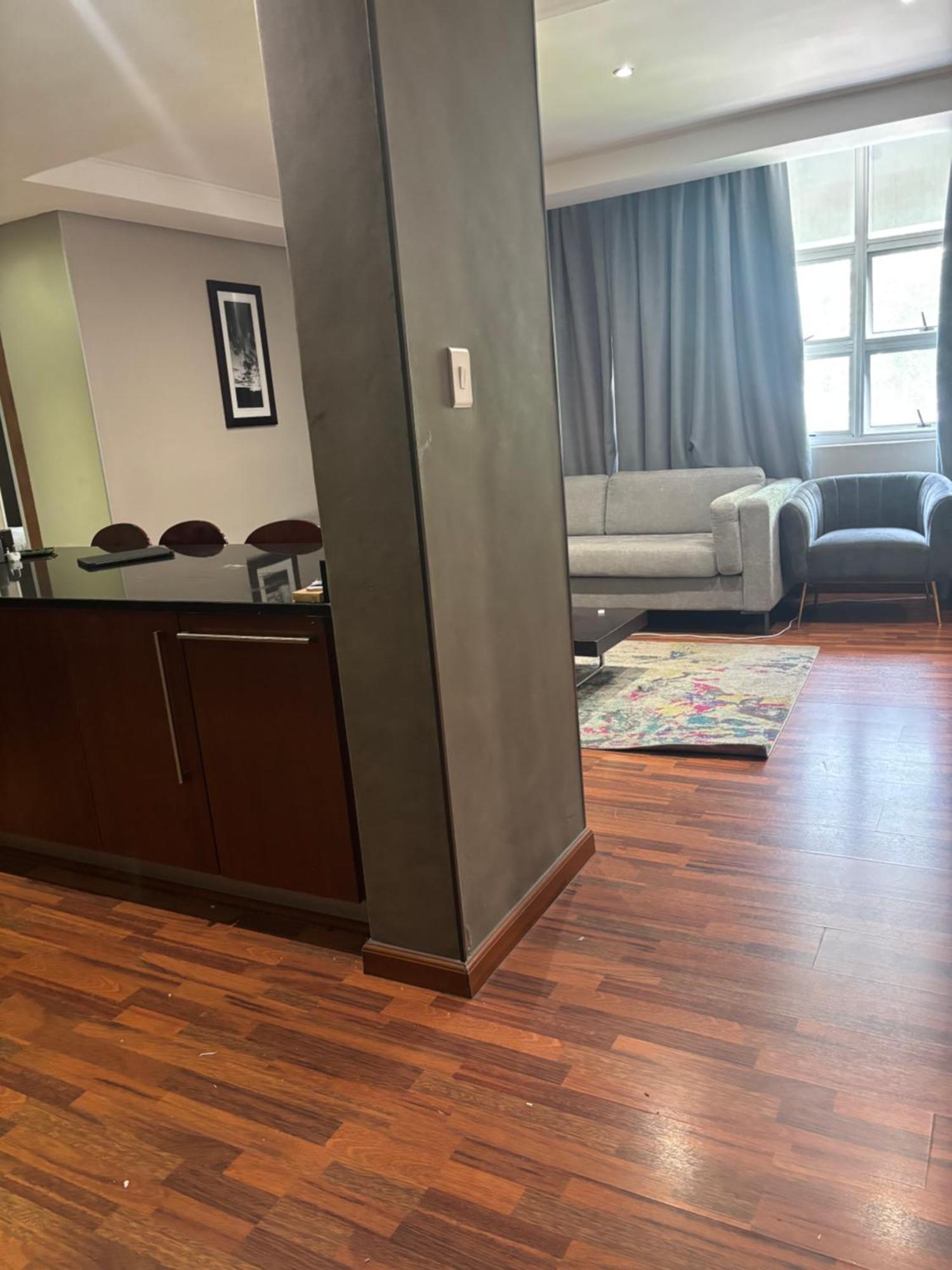 Circa On Square Apartment *